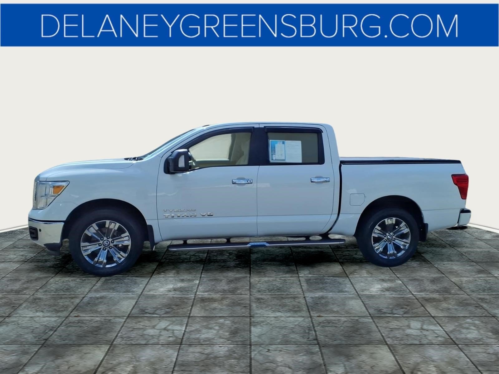 Used 2019 Nissan Titan SV w/ SV Convenience Package AWD/4WD image 6