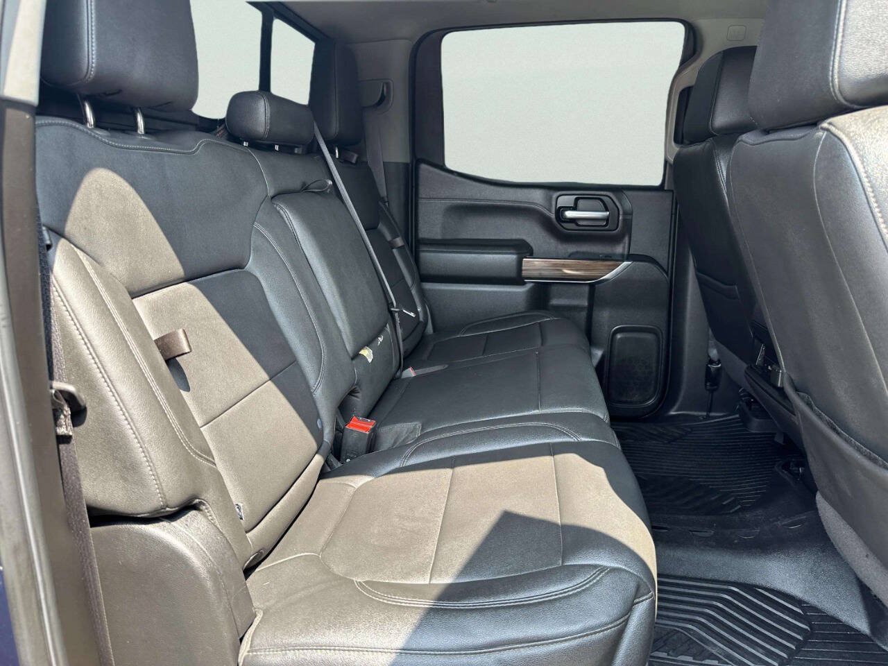 Used 2021 Chevrolet Silverado 1500 LT Trail Boss w/ Convenience Package II AWD/4WD image 18