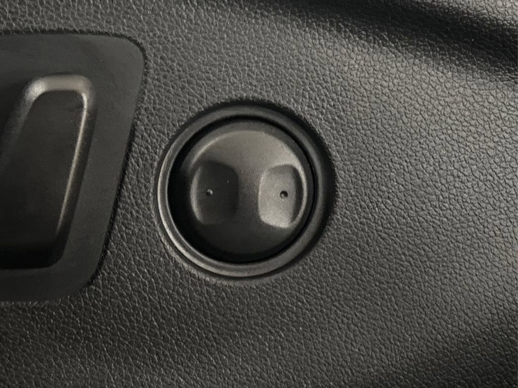 Used 2017 Kia Sorento EX image 21