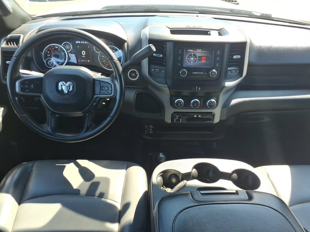 Used 2024 RAM 3500 Tradesman w/ Chrome Appearance Group AWD/4WD image 13