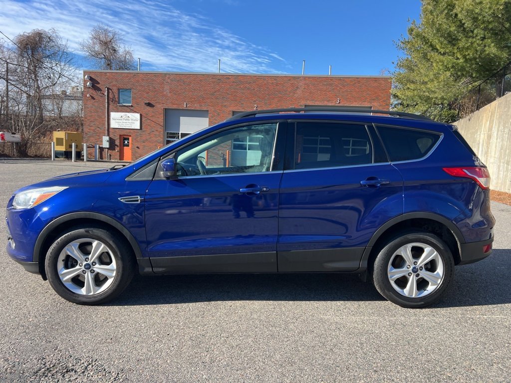 Used 2014 Ford Escape SE w/ Equipment Group 201A image 2