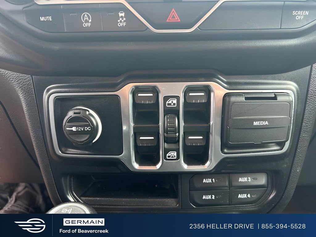 Used 2022 Jeep Wrangler Unlimited Sport AWD/4WD image 9