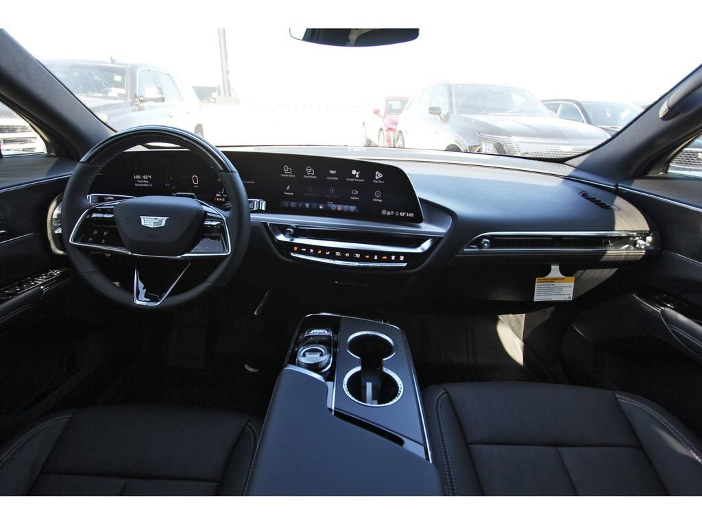 New 2026 Cadillac Lyriq Luxury image 9