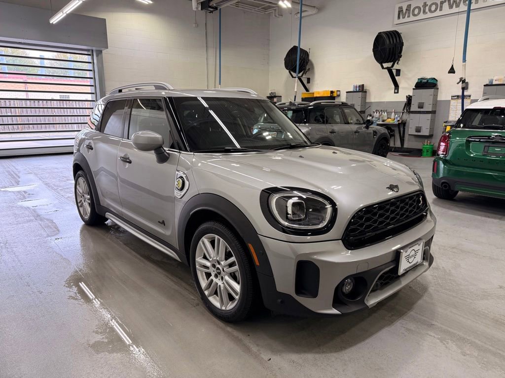 Certified 2023 MINI Cooper Countryman SE w/ Storage Package AWD/4WD image 7