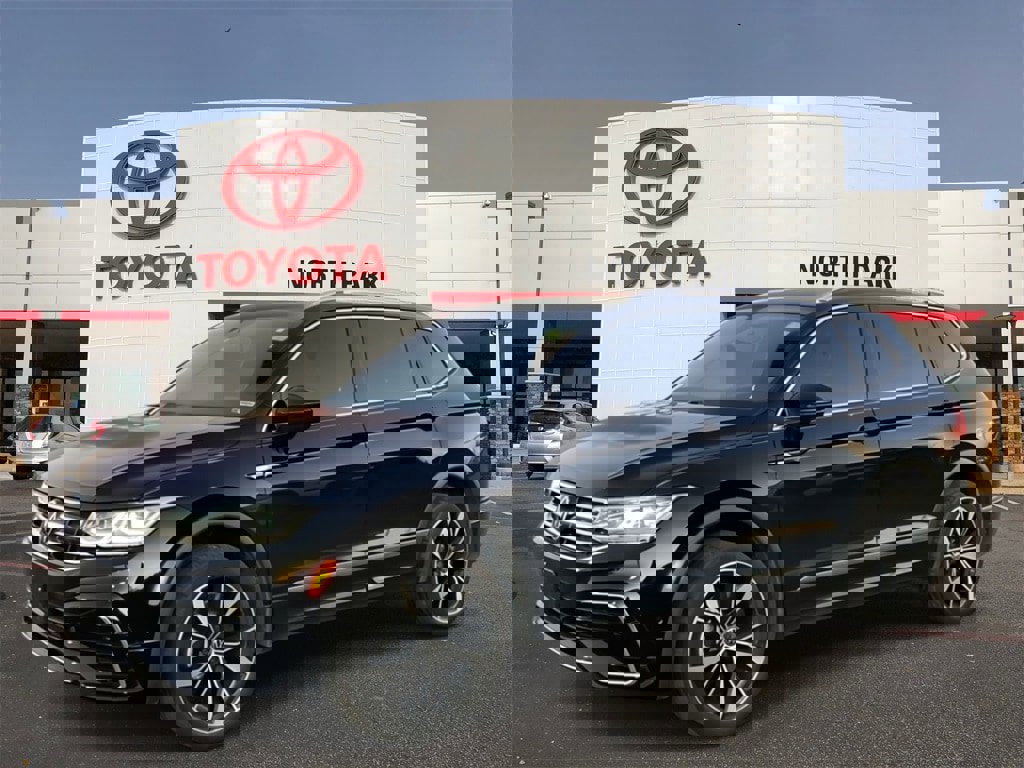 Used 2023 Volkswagen Tiguan SEL R-Line