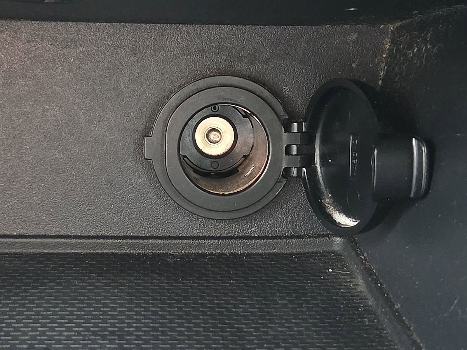 Used 2017 Subaru Impreza 2.0i image 17