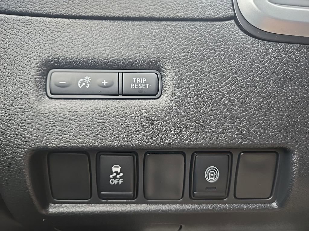 Used 2024 Nissan Murano SV w/ SV Midnight Edition Package image 13