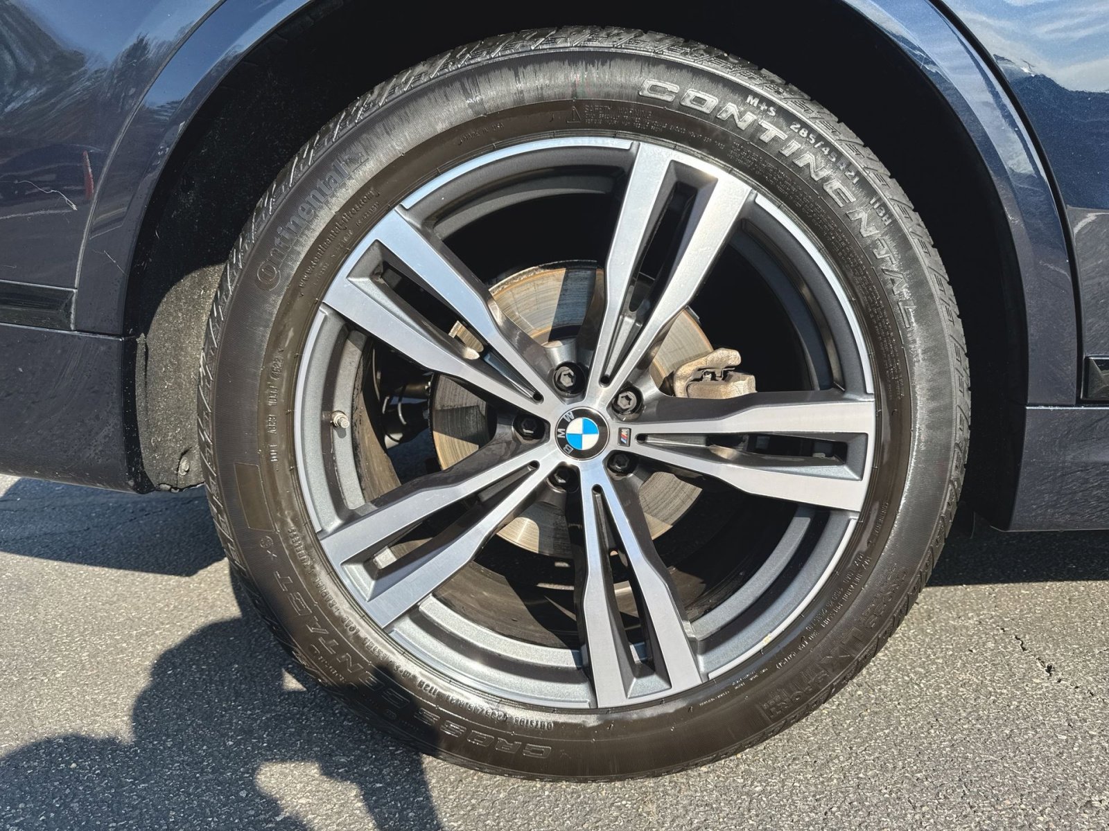 Used 2023 BMW X7 xDrive40i w/ M Sport Package image 31