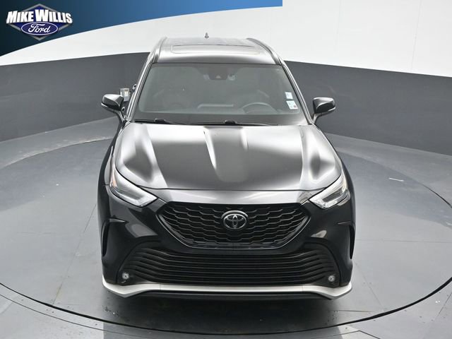 Used 2024 Toyota Highlander XSE image 10