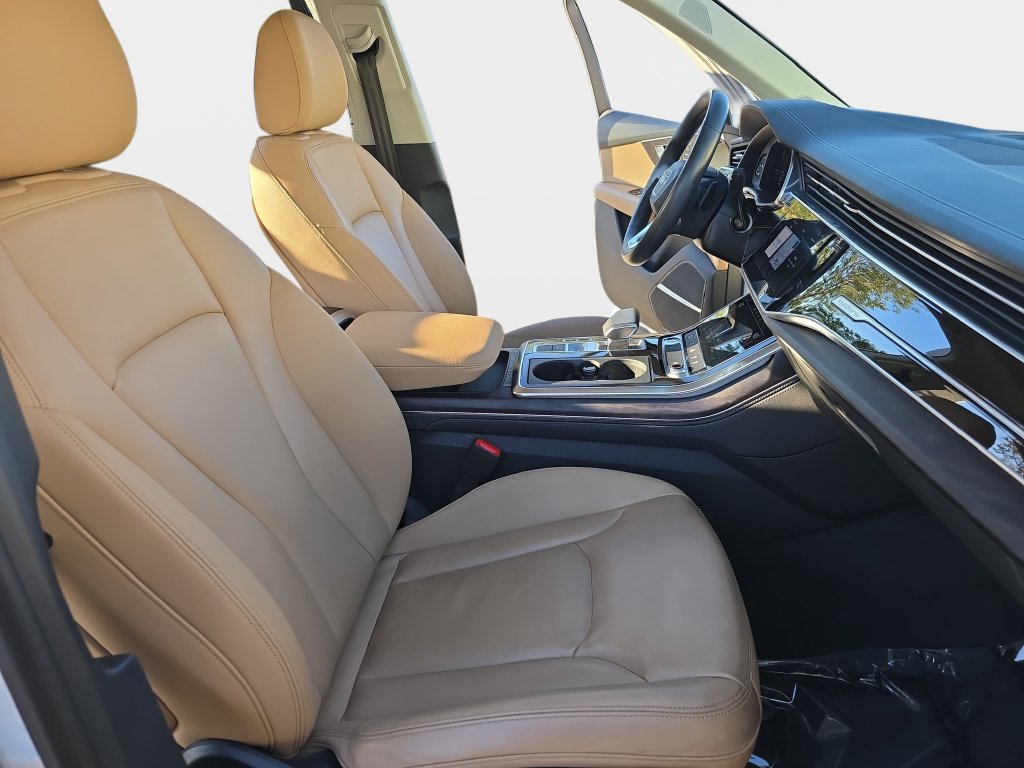 Certified 2023 Audi Q7 2.0T Premium Plus w/ Premium Plus Package AWD/4WD image 10