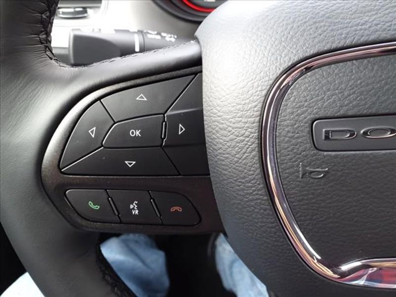 Used 2023 Dodge Charger SXT image 15