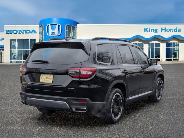 New 2026 Honda Pilot Touring image 6