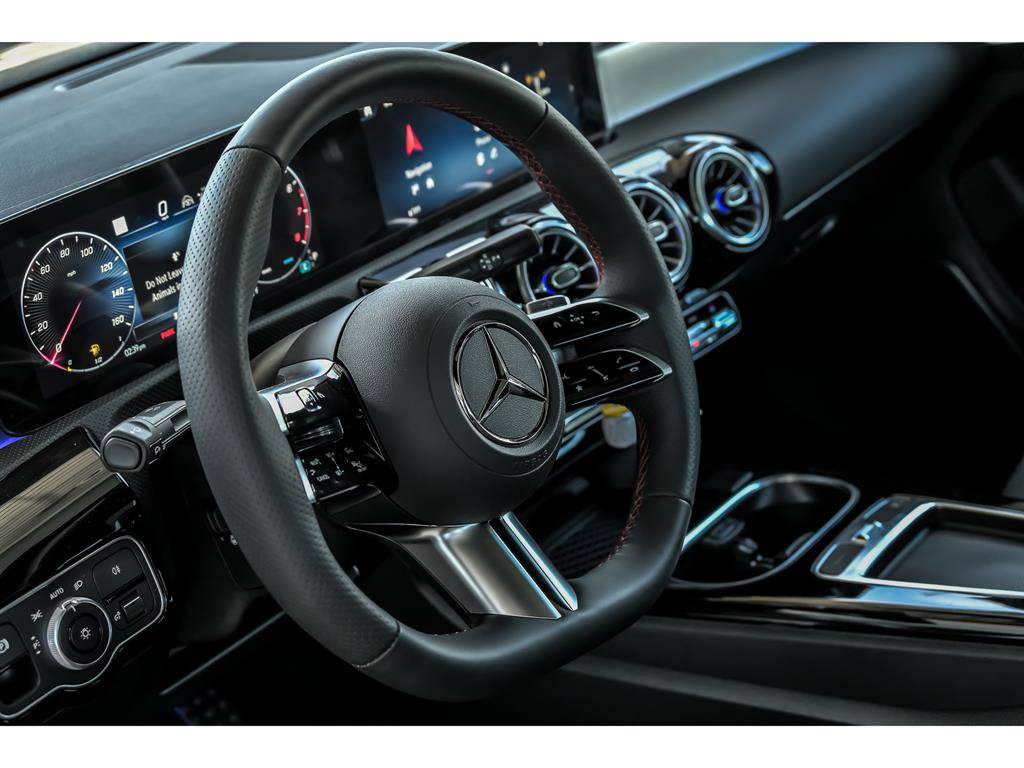 New 2025 Mercedes-Benz CLA 250 4MATIC image 12