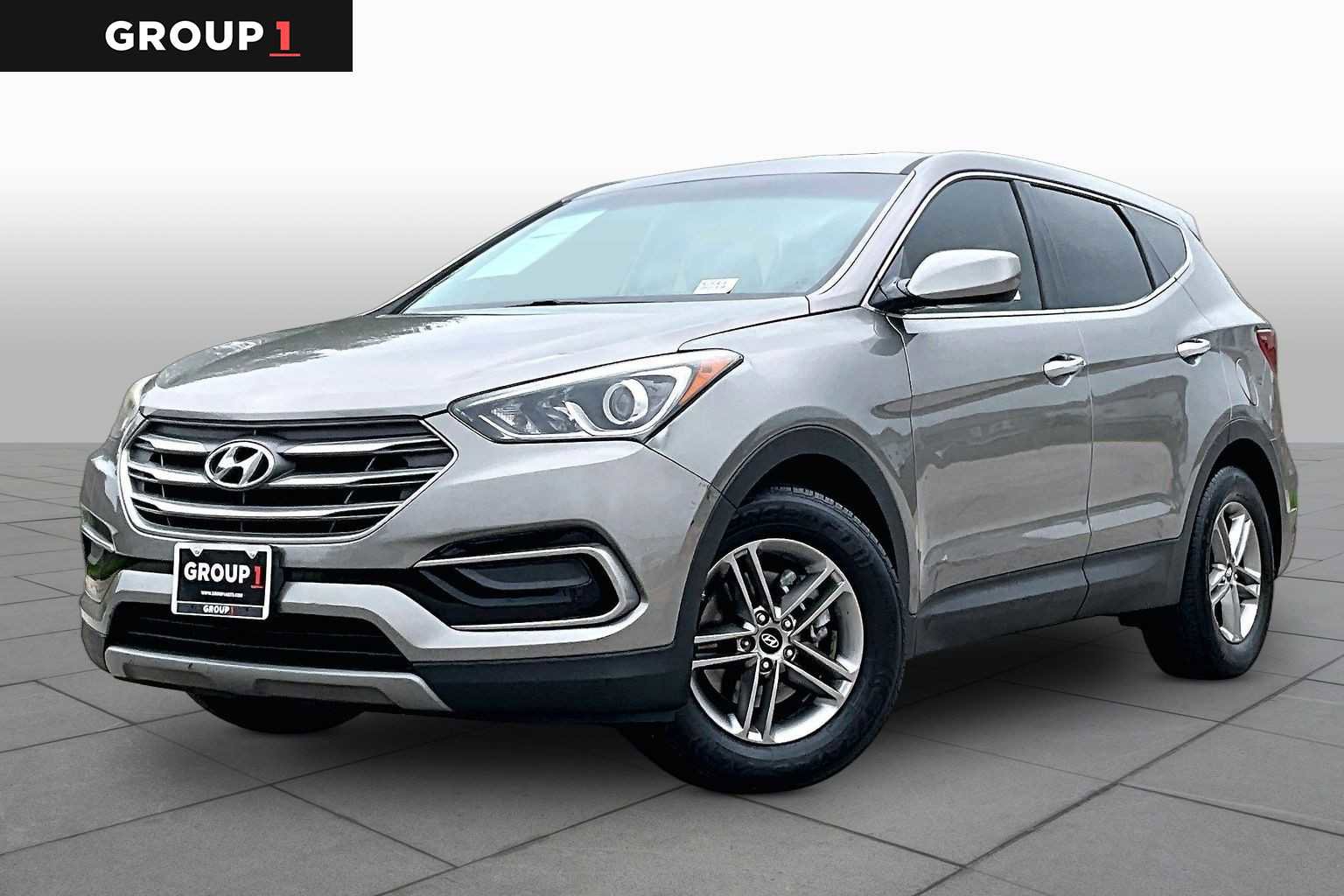 Used 2017 Hyundai Santa Fe Sport FWD image 1