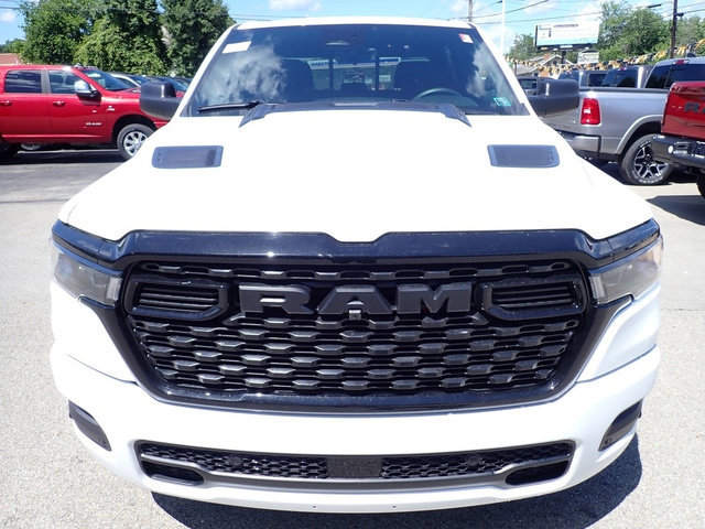 New 2026 RAM 1500 Express AWD/4WD image 11
