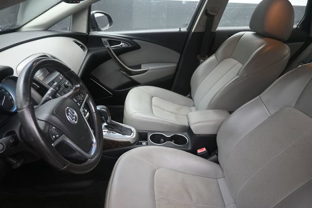 Used 2012 Buick Verano FWD image 16