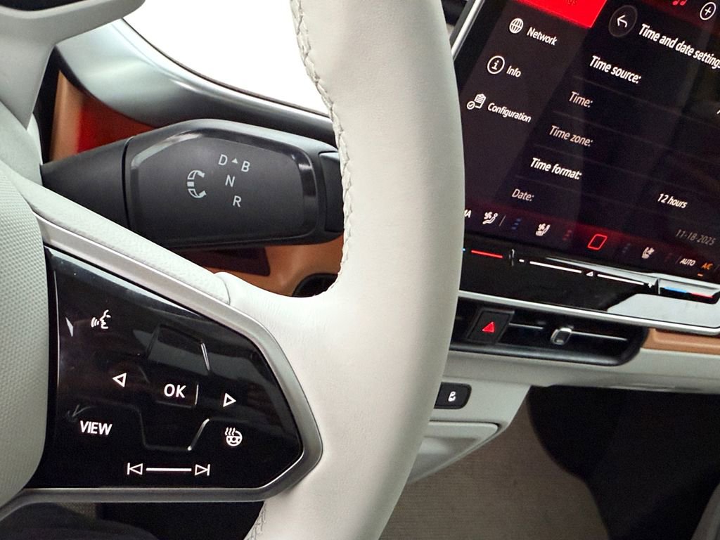 New 2025 Volkswagen ID. Buzz 1st Edition image 13