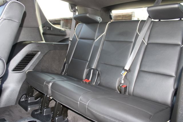 Used 2023 Cadillac Escalade Premium Luxury AWD/4WD image 42