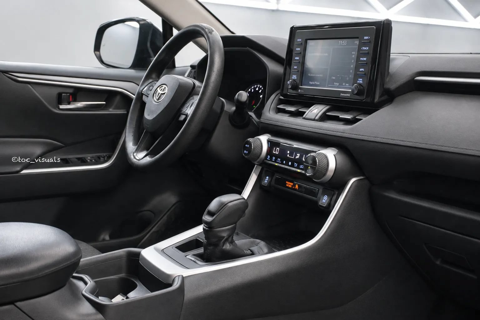 Used 2021 Toyota RAV4 XLE AWD/4WD image 10