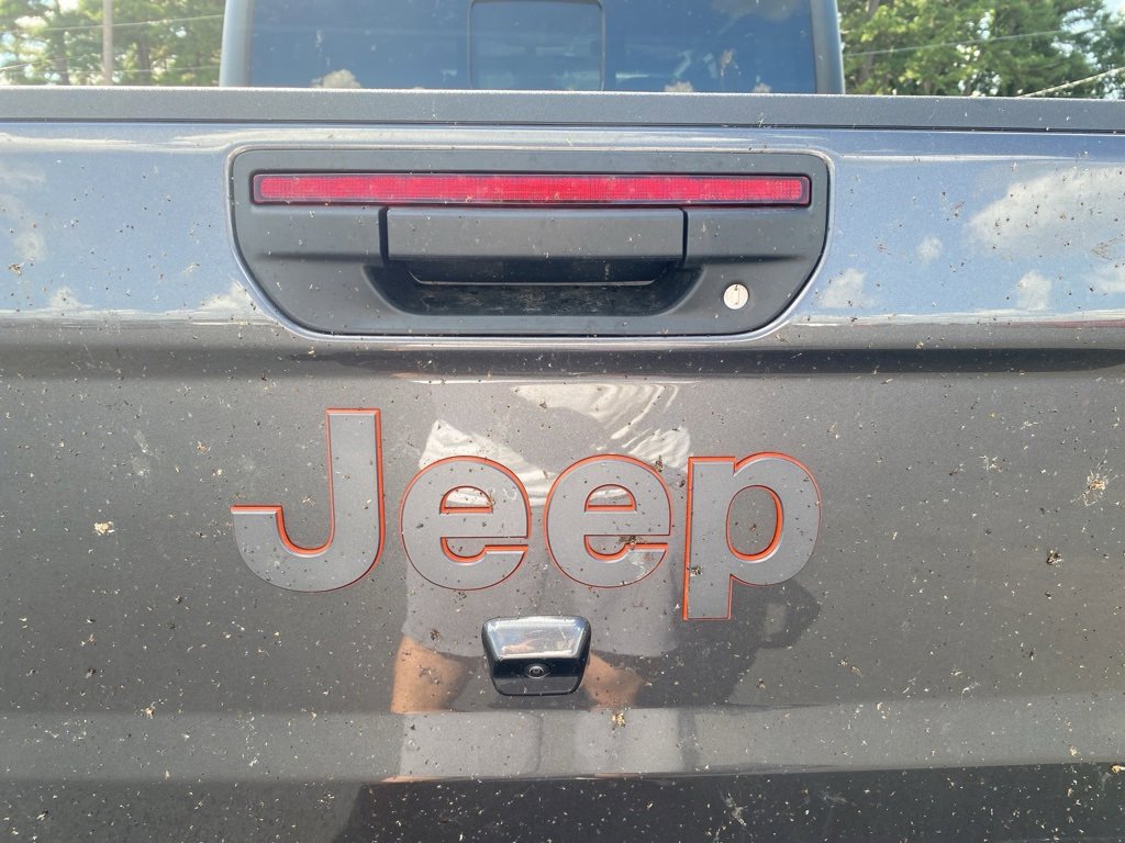 New 2025 Jeep Gladiator Mojave w/ Convenience Group image 15