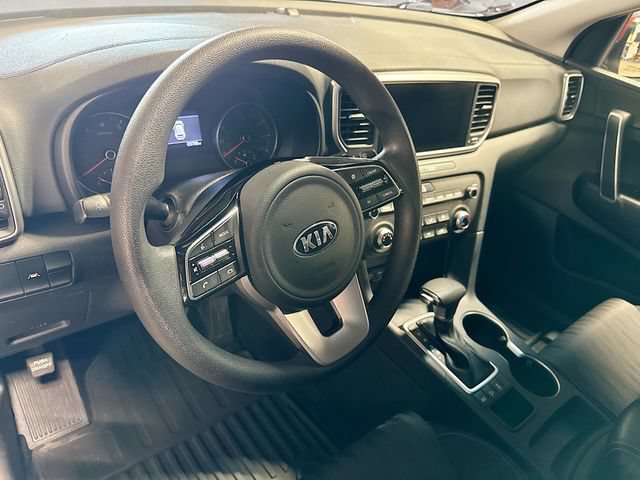 Used 2020 Kia Sportage LX AWD/4WD image 9