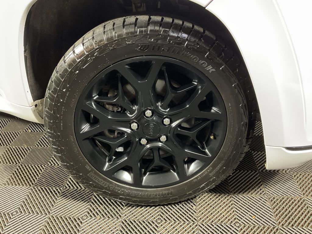 Used 2021 Jeep Grand Cherokee Limited X image 41