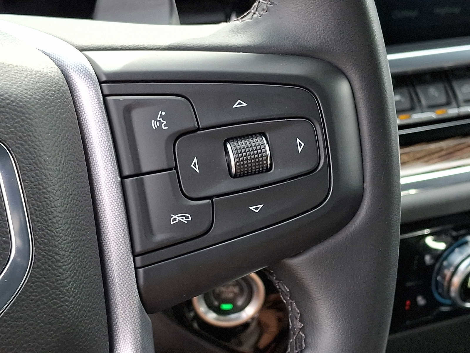 Used 2023 GMC Sierra 1500 Elevation w/ Preferred Package image 22