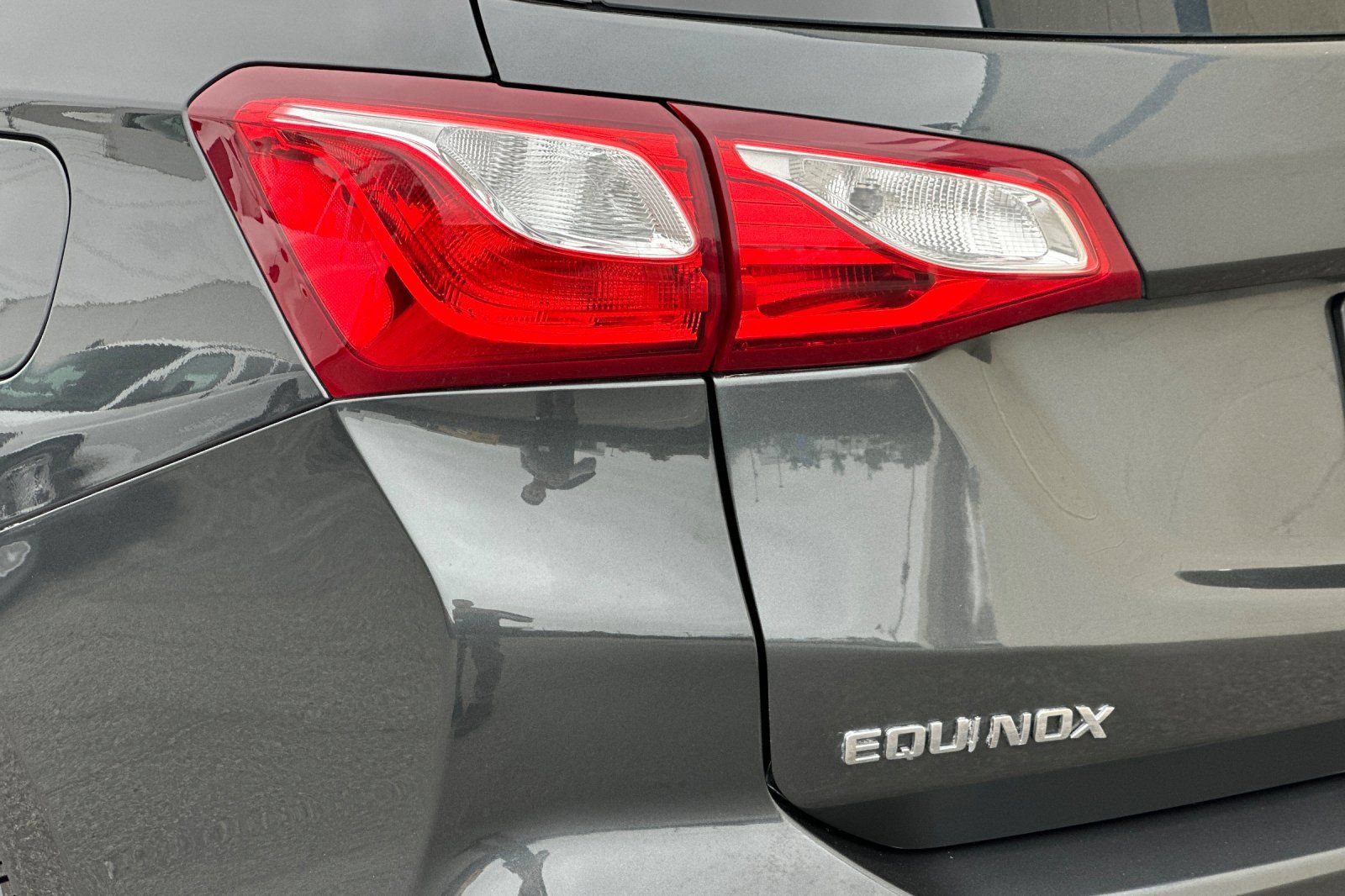 Certified 2020 Chevrolet Equinox LS AWD/4WD image 37