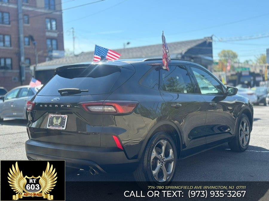Used 2025 Ford Escape ST-Line FWD image 4