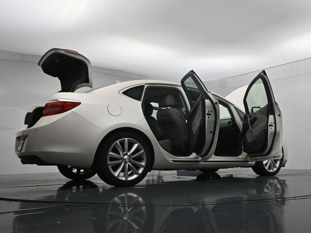 Used 2012 Buick Verano Convenience FWD image 41