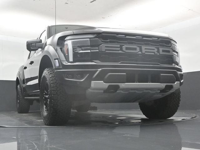 Used 2025 Ford F150 Raptor AWD/4WD image 51