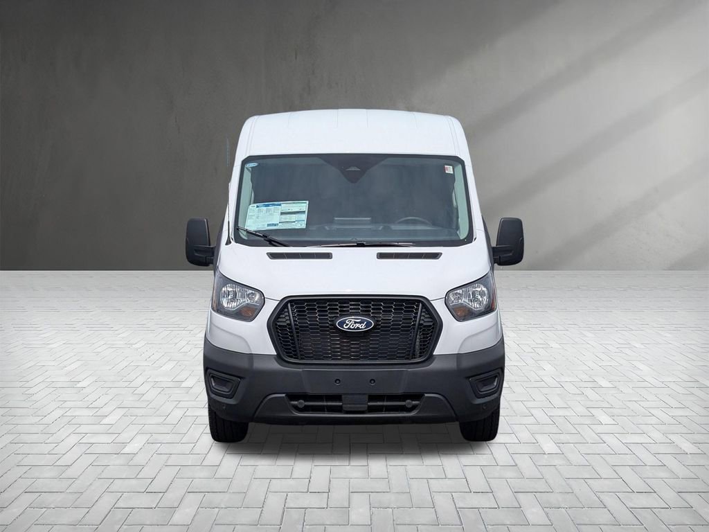 New 2026 Ford Transit 250 148 Medium Roof w/ Load Area Protection Package RWD image 4