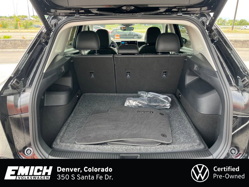 Certified 2025 Volkswagen Tiguan SE