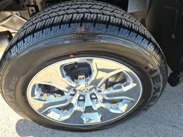New 2026 RAM 1500 Lone Star AWD/4WD image 15