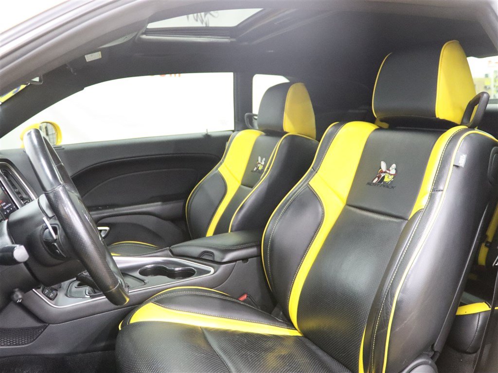 Used 2018 Dodge Challenger R/T Scat Pack RWD image 17