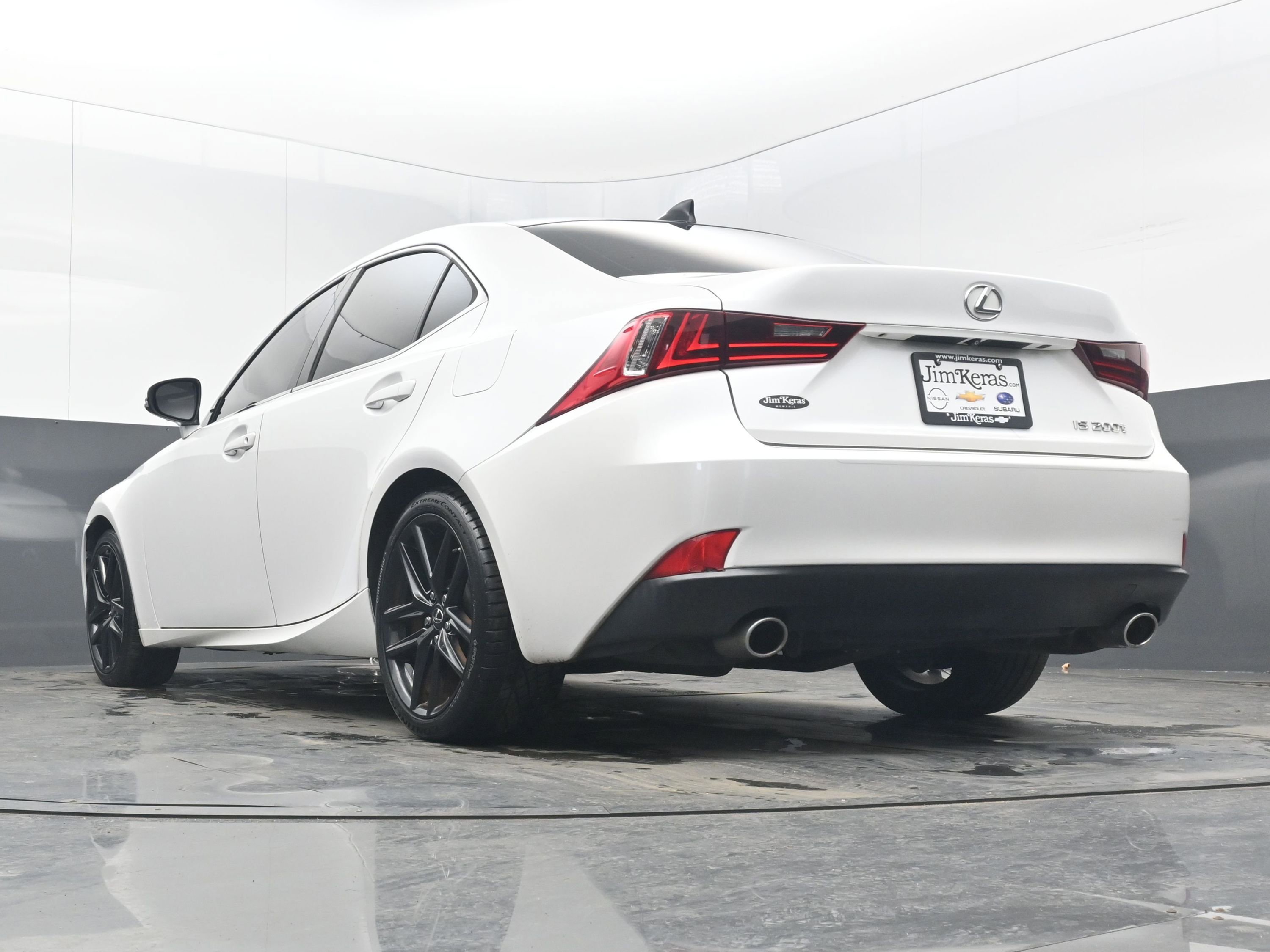 Used 2016 Lexus IS 200t image 31