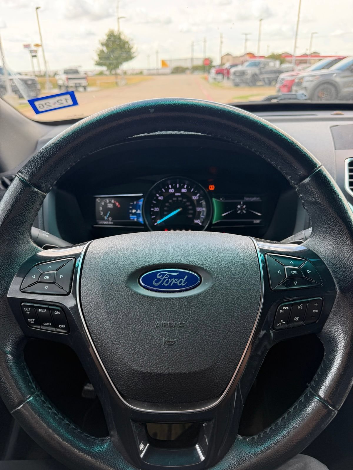 Used 2017 Ford Explorer Limited FWD image 12
