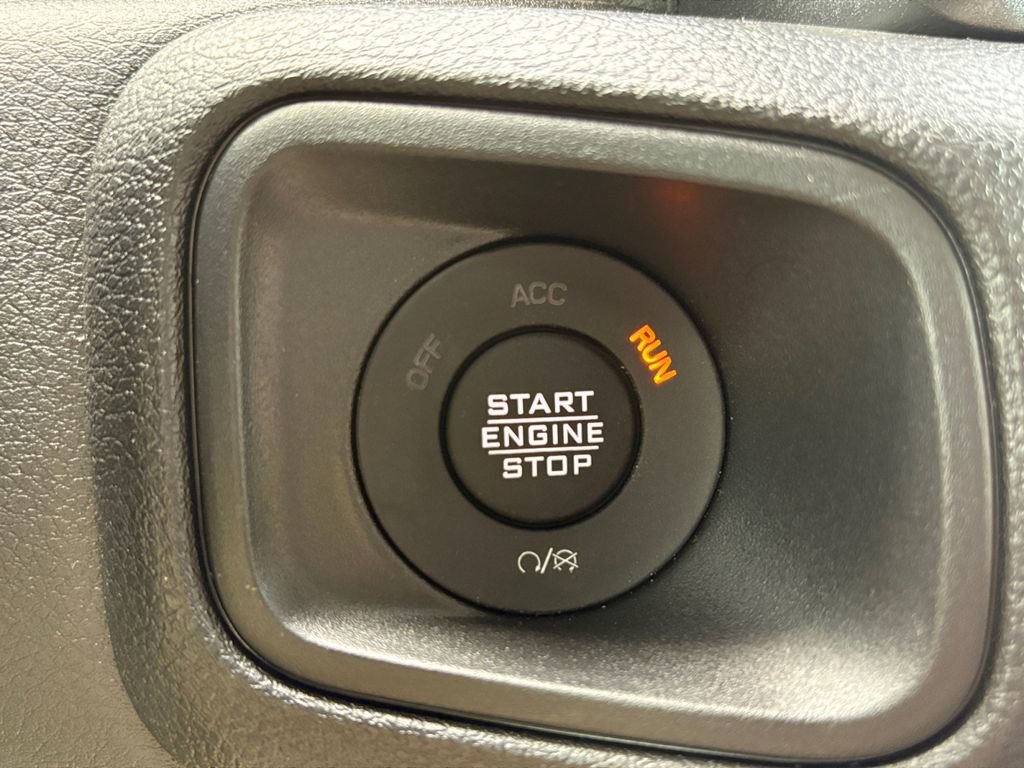 New 2026 Jeep Gladiator Sport AWD/4WD image 15