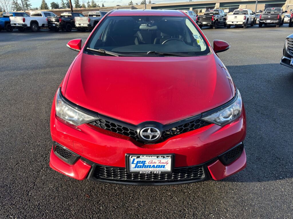 Used 2016 Scion iM Base image 2