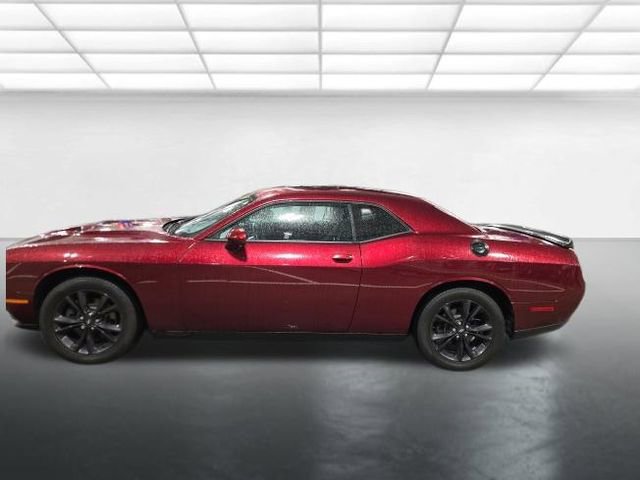 Used 2020 Dodge Challenger SXT w/ Blacktop Package image 8