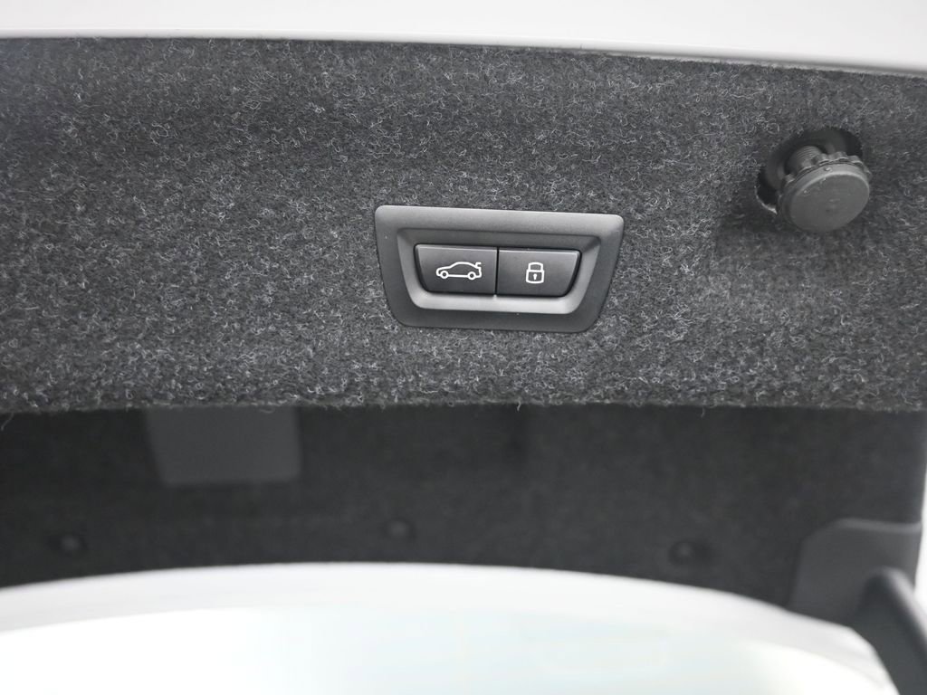 Used 2026 BMW 430i Coupe w/ Parking Assistance Package image 23