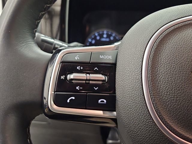 Used 2023 Kia Sorento S image 26