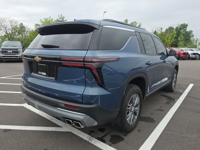 Used 2024 Chevrolet Traverse LT w/ LPO, Floor Liner Package FWD image 8