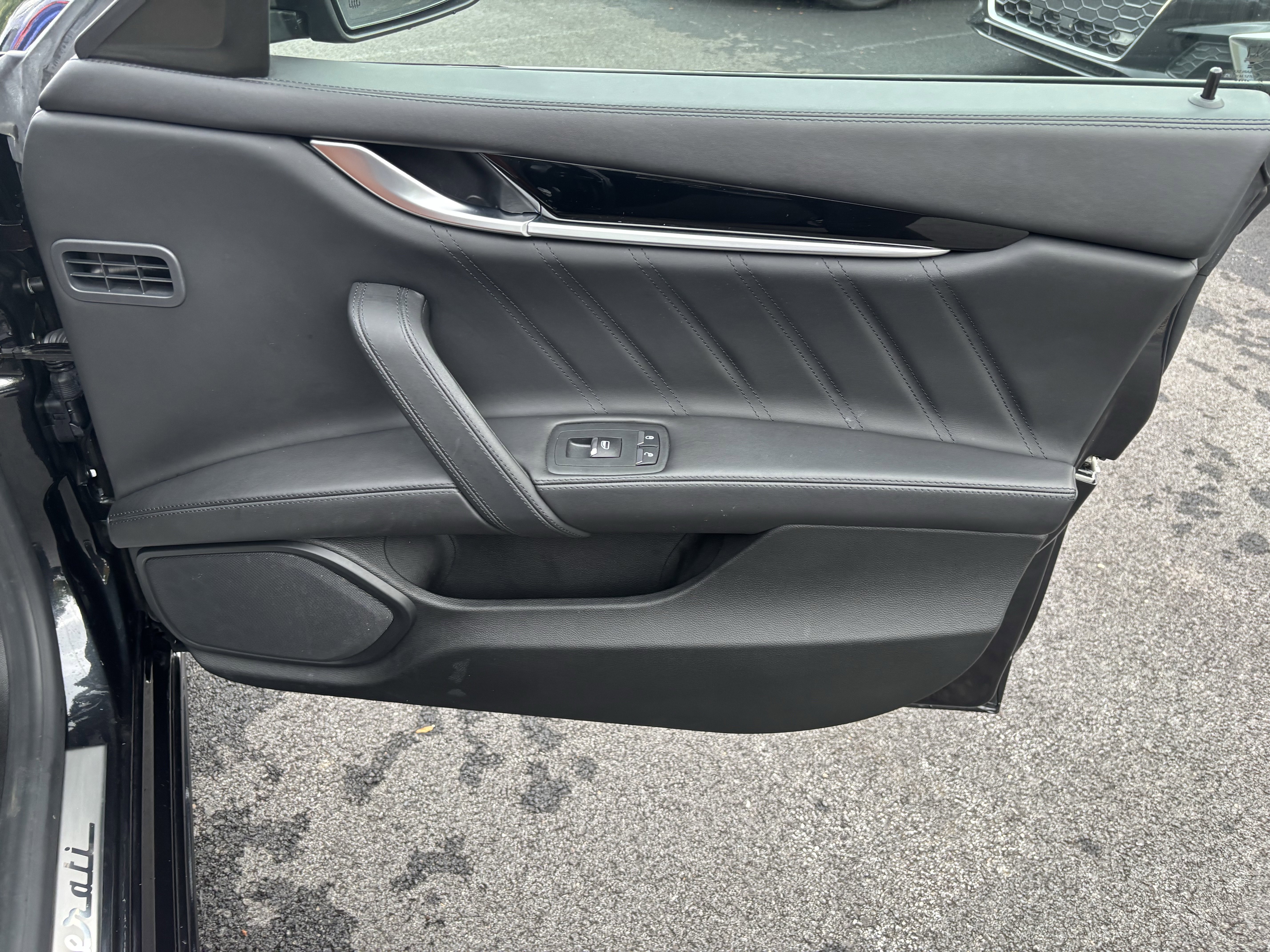 Used 2022 Maserati Ghibli Modena Q4 image 22