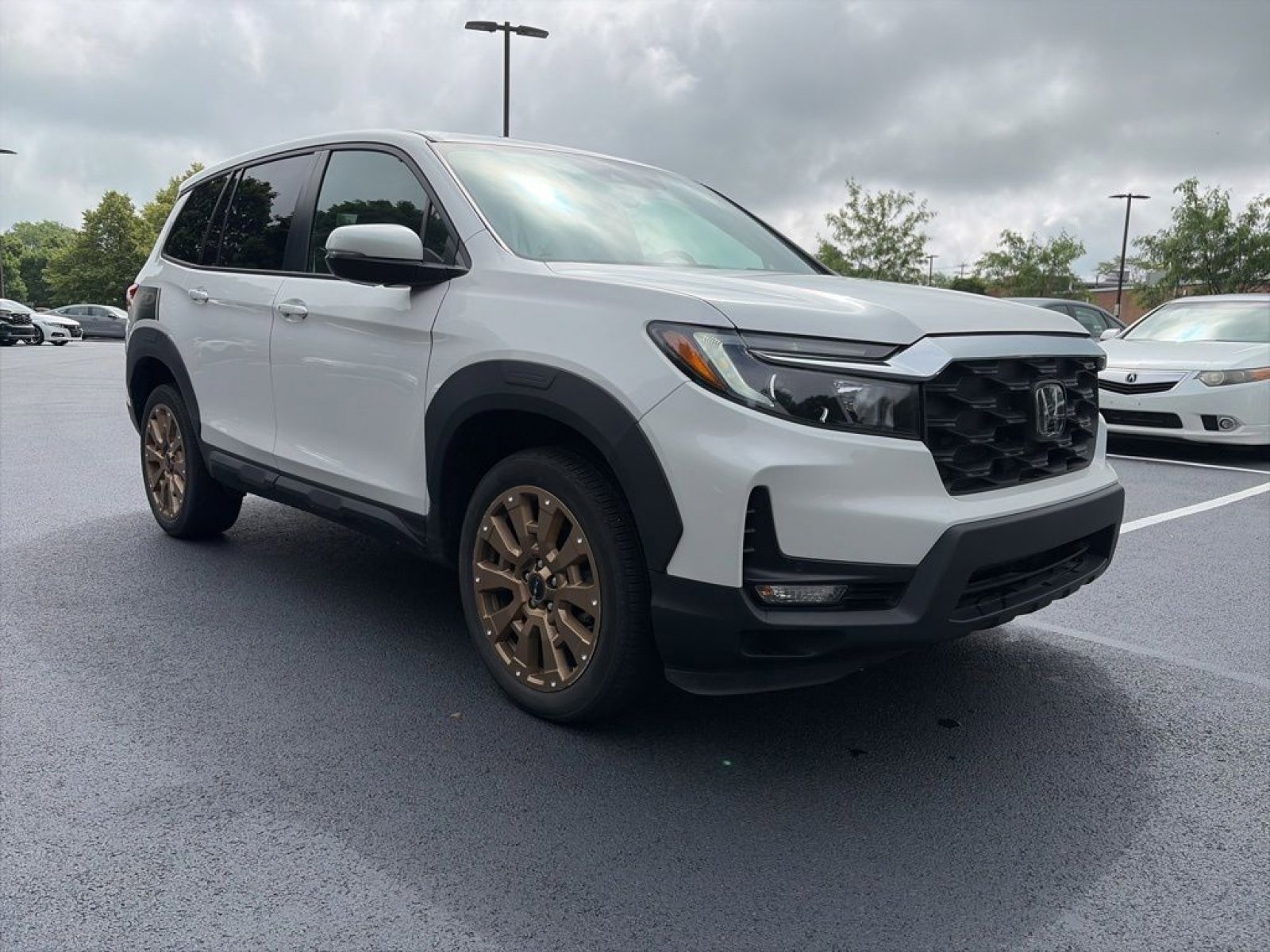 Used 2023 Honda Passport EX-L image 5