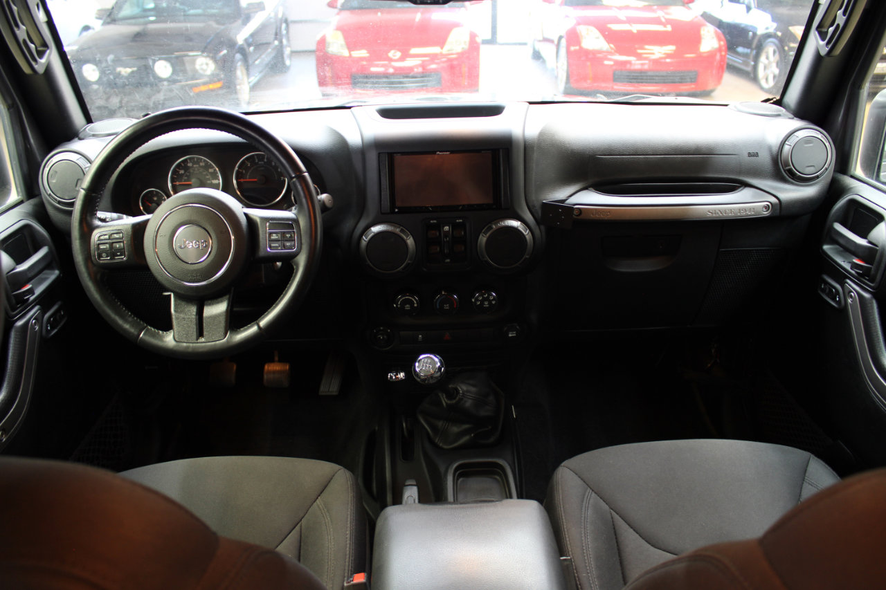 Used 2018 Jeep Wrangler Unlimited Sport S image 39