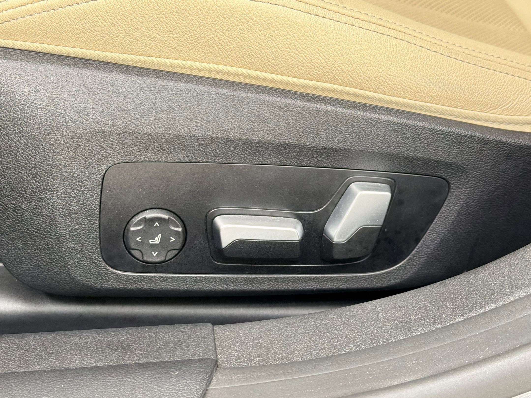 Certified 2023 BMW i4 eDrive35 w/ Premium Package image 14