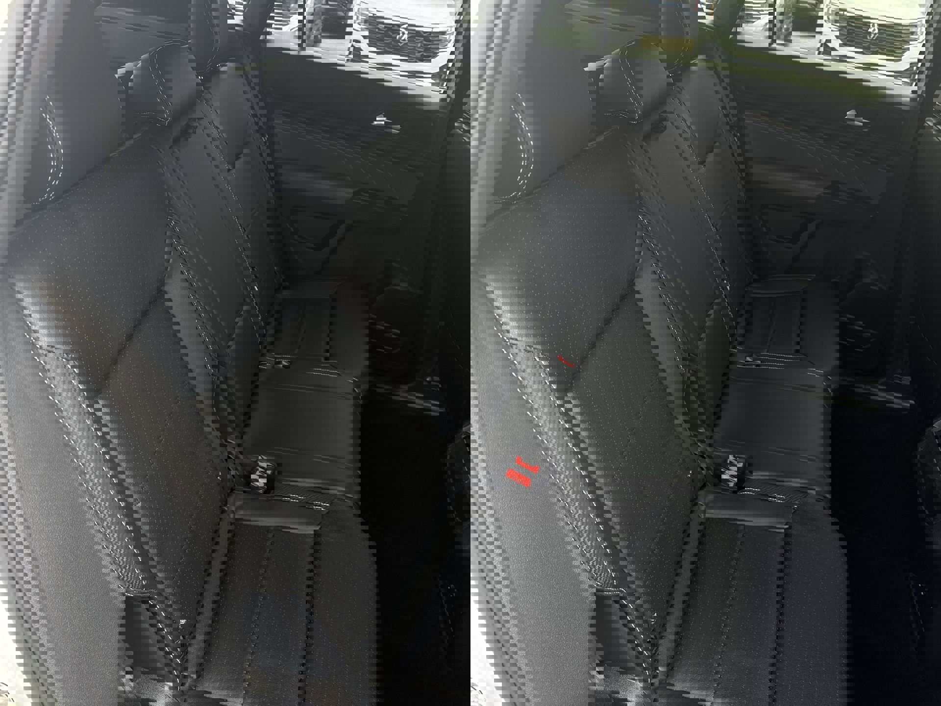 Used 2023 Volkswagen Atlas Cross Sport SE image 25