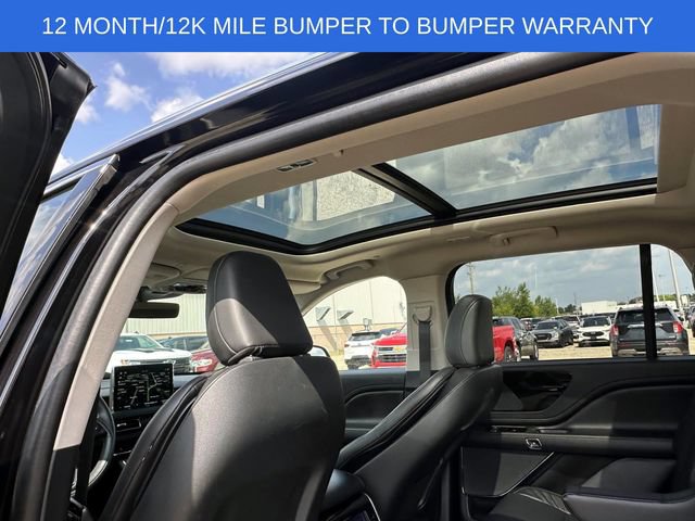 Used 2023 Lincoln Aviator Reserve AWD/4WD image 13
