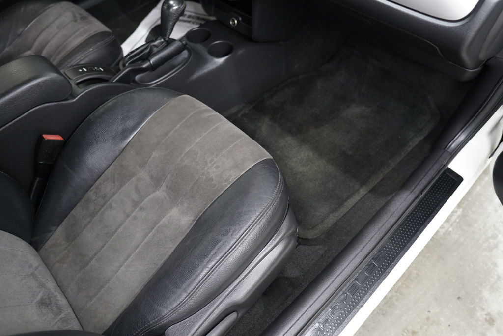 Used 2005 Chrysler Sebring Touring image 38